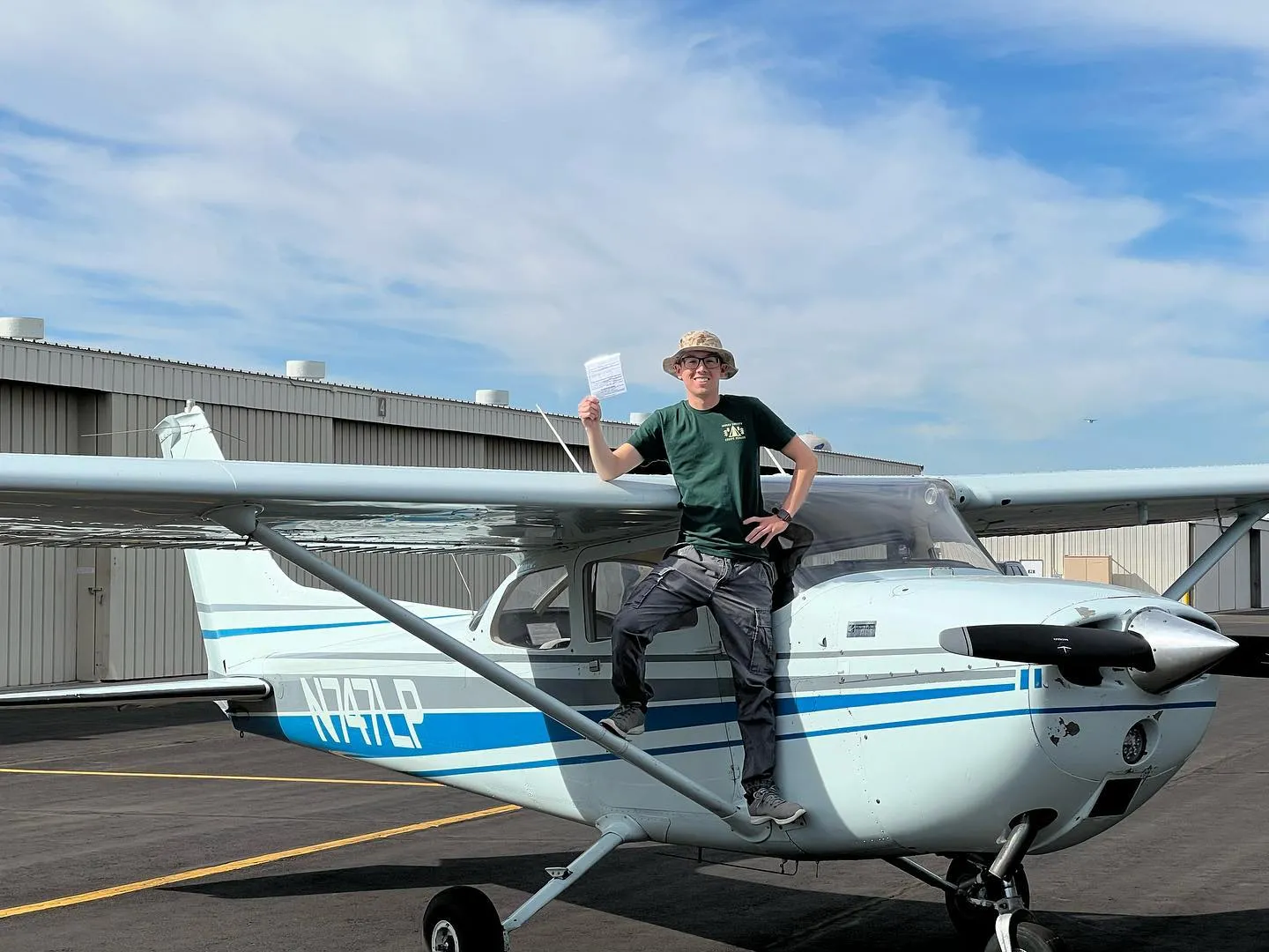 How to Choose a Flight School: SimpliFly's Guide